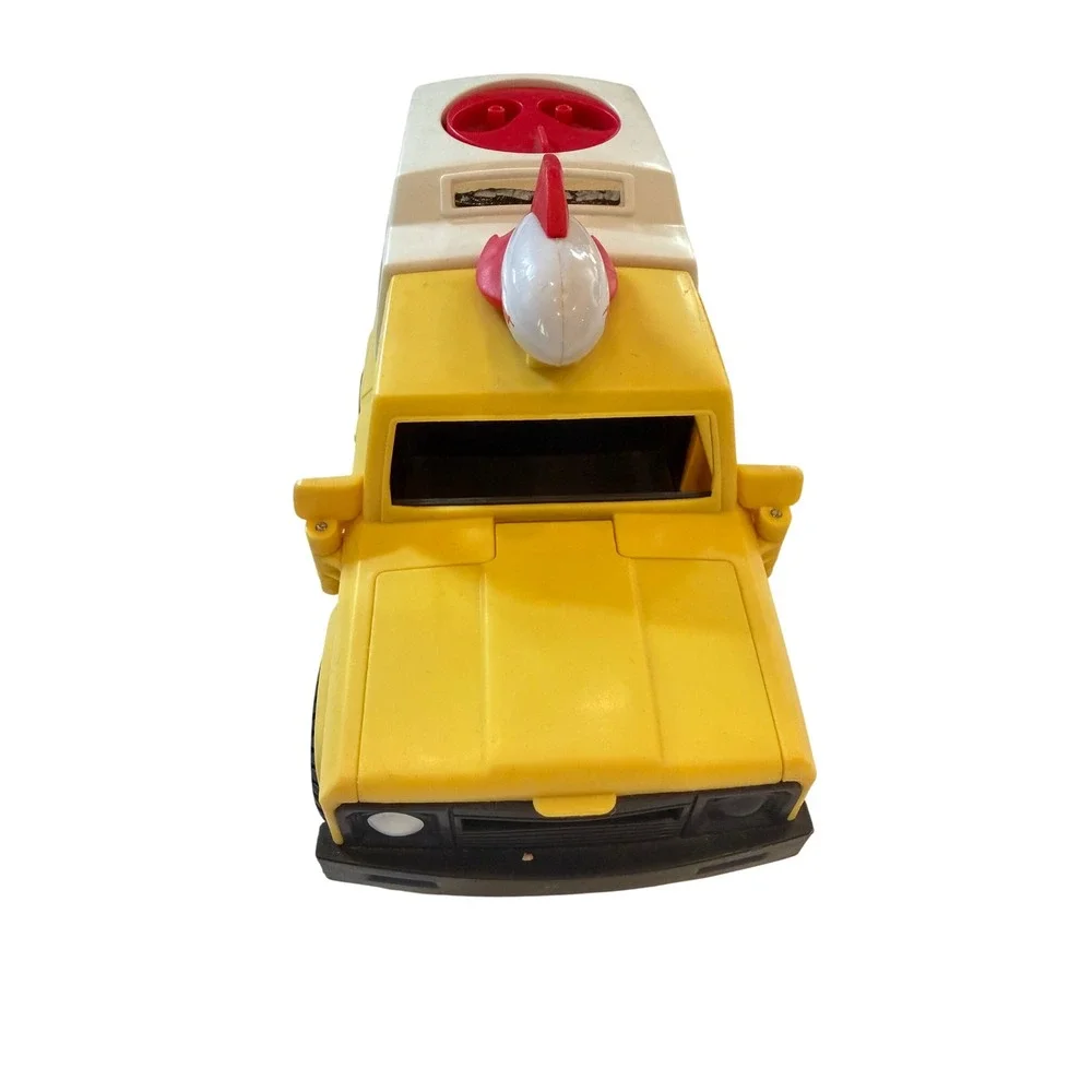 Disney Pixar Toy Story Pizza Planet Delivery Truck Mattel 2011 Yellow X4086‎